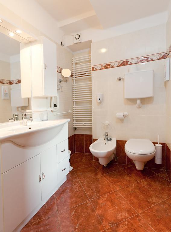 פולגריה Hotel Rosalpina מראה חיצוני תמונה