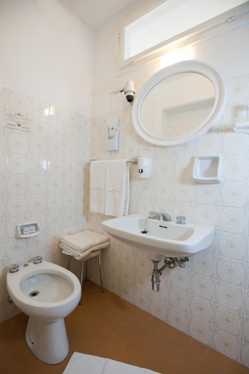 פולגריה Hotel Rosalpina מראה חיצוני תמונה